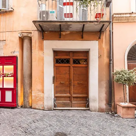 Navona Stylish - Up To 5 People Rom